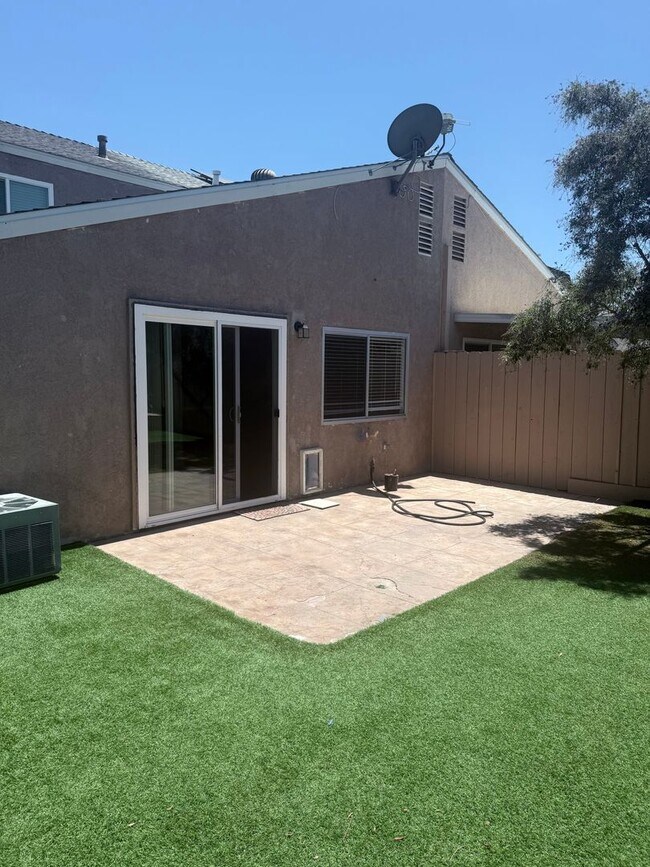 Building Photo - MOVE-IN SPECIAL FOR JULY - 3 Br 2 ba with ...