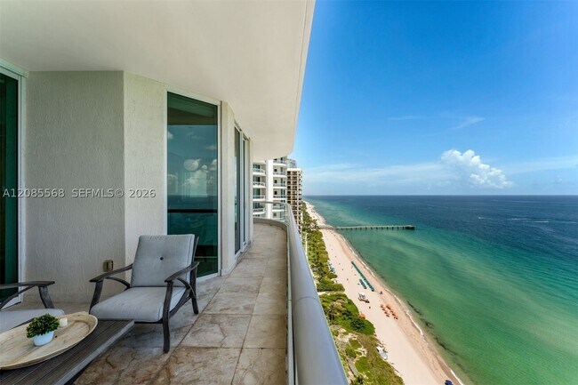 Building Photo - 16047 Collins Ave