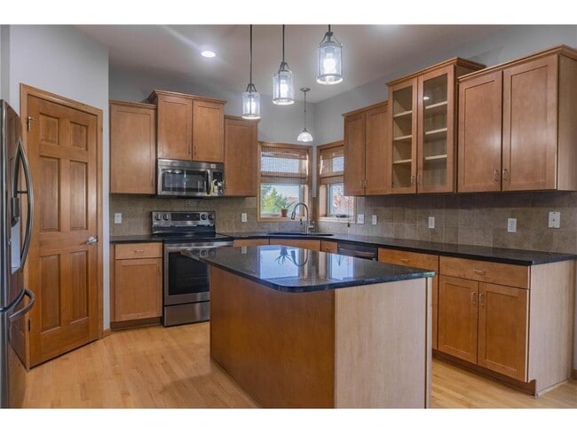 Building Photo - 1216 S Windmill Creek