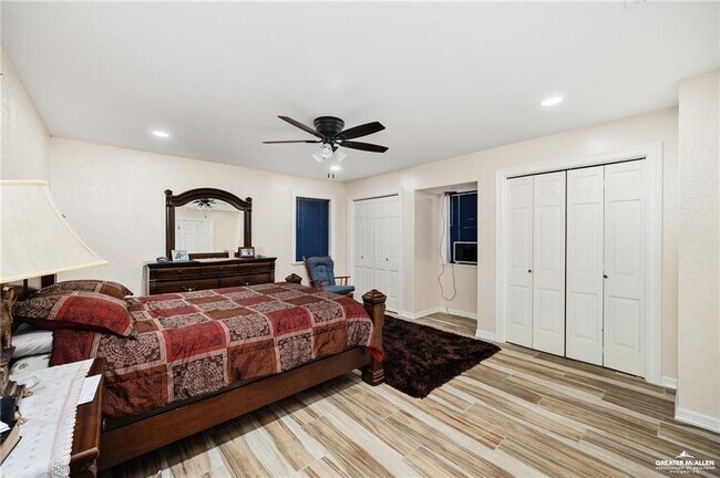 Building Photo - 16 Stacie Ln