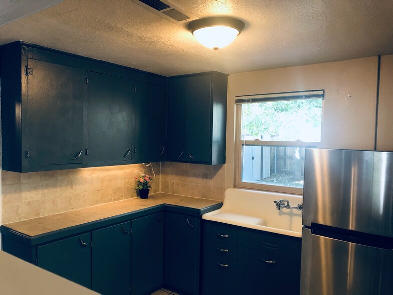 Building Photo - 3731 Teller St