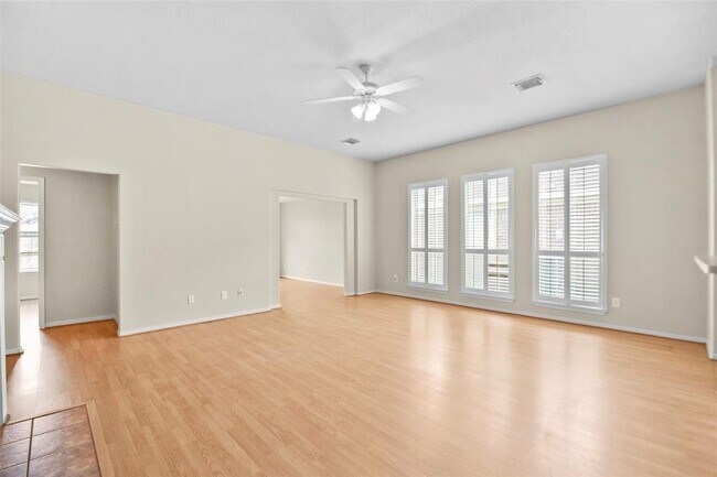 Building Photo - 3642 Slocom Dr