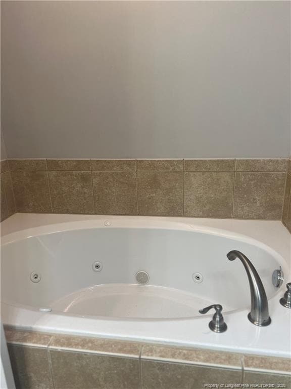 Building Photo - 158 Gallery Dr