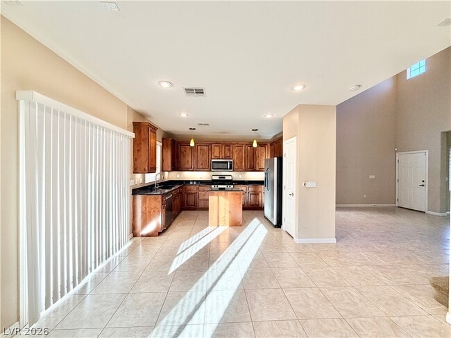Building Photo - 10360 Blue Ginger Dr