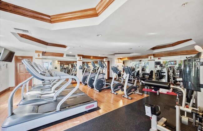 Fitness center - 1805 N Flagler Dr