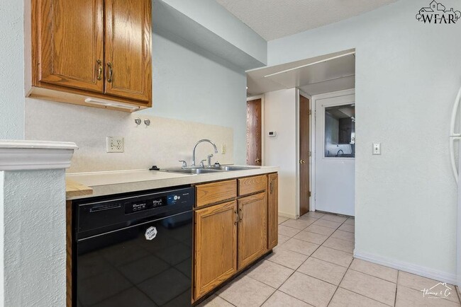 Building Photo - 4705 Eldorado Dr