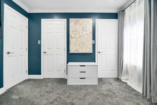 Building Photo - 5213 D St SE