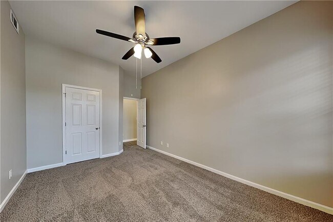 Building Photo - 2902 Grazing Bull Ct