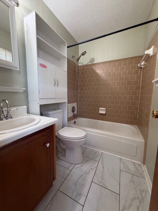 Building Photo - 280 Whitetail Cir