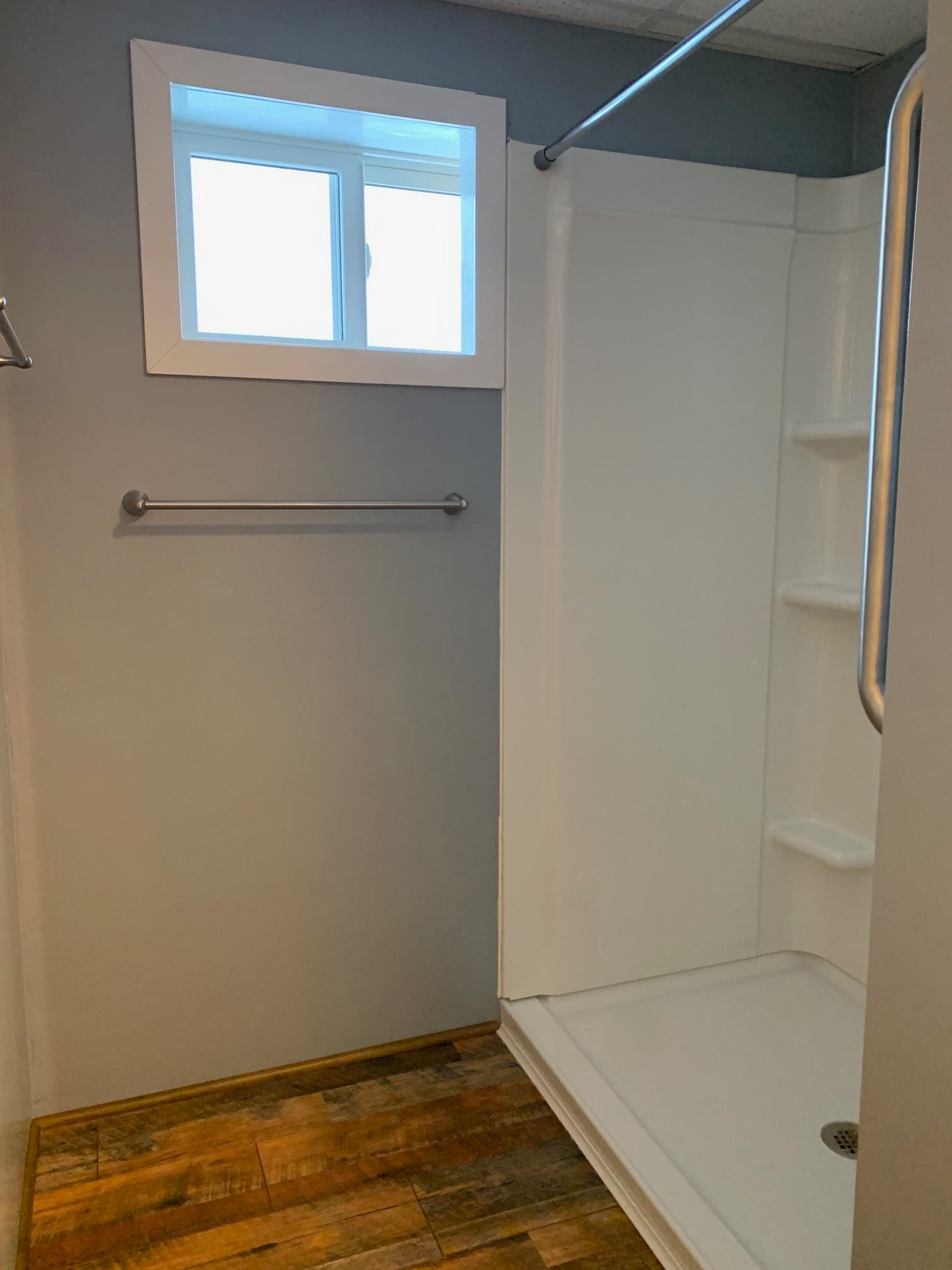 Building Photo - 161 Rowe Ave