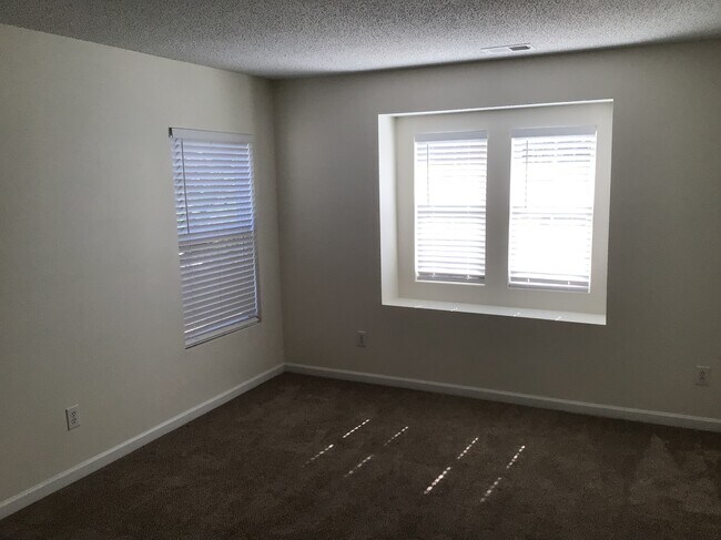 Building Photo - 209 Ranlo Avenue