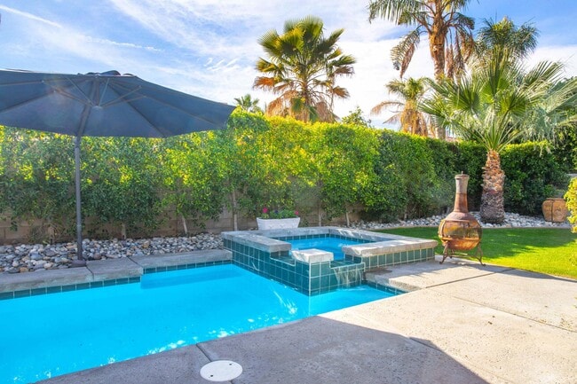 Building Photo - 74629 Lavender Way