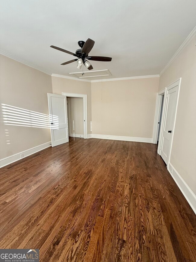 Building Photo - 494 Parkway Dr NE