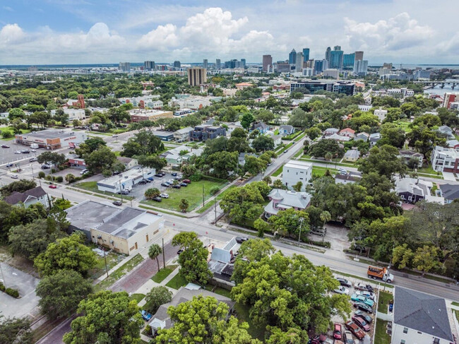 Building Photo - 2604 N Highland Ave