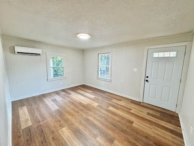 Building Photo - Statesville - 2BD/1BA
