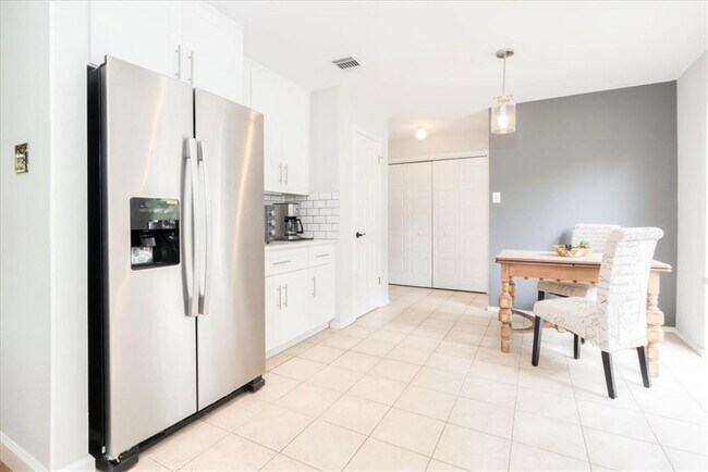 Building Photo - 20805 Jumpers Delight Ln