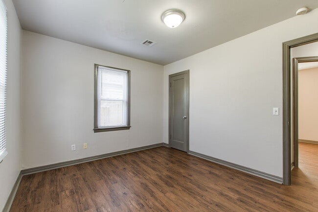 Building Photo - 2448 NW 42nd St