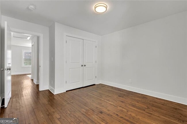 Building Photo - 1271 Lorenzo Dr SW