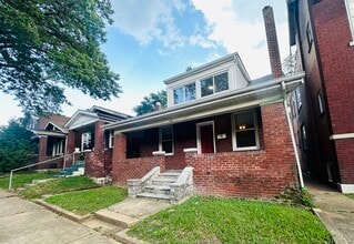 Building Photo - 3642 Montana St