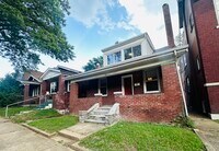 Building Photo - 3642 Montana St