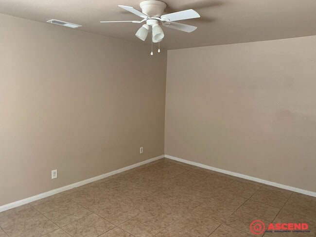 Building Photo - Charming 4-Bed Rental with Bonus Space & Room to Grow