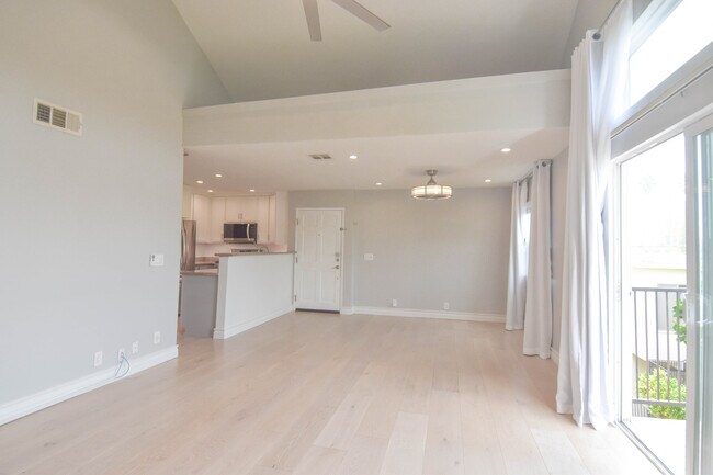 Building Photo - 12530 Venice Blvd.