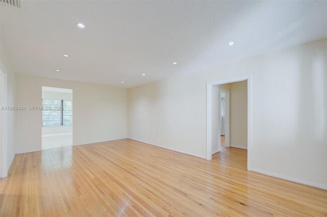 Building Photo - 229 Candia Ave