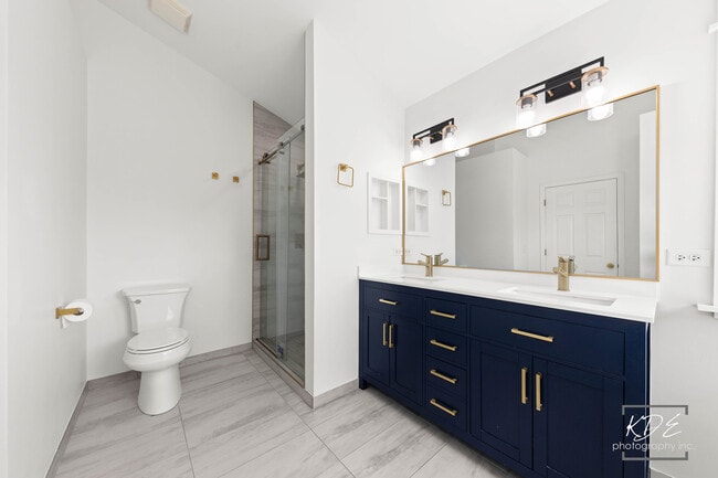 Building Photo - 2612 Lundquist Dr