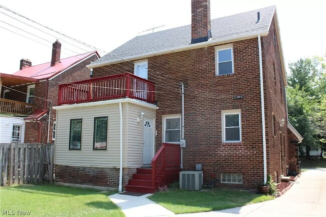 Building Photo - 1222 Castleton Rd