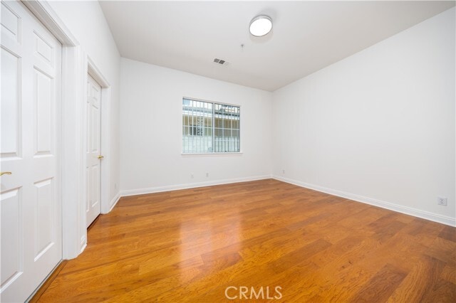 Building Photo - 68 E Longden Ave