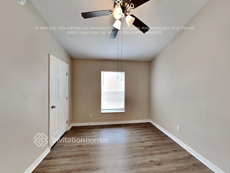 Building Photo - 723 Berwick Dr