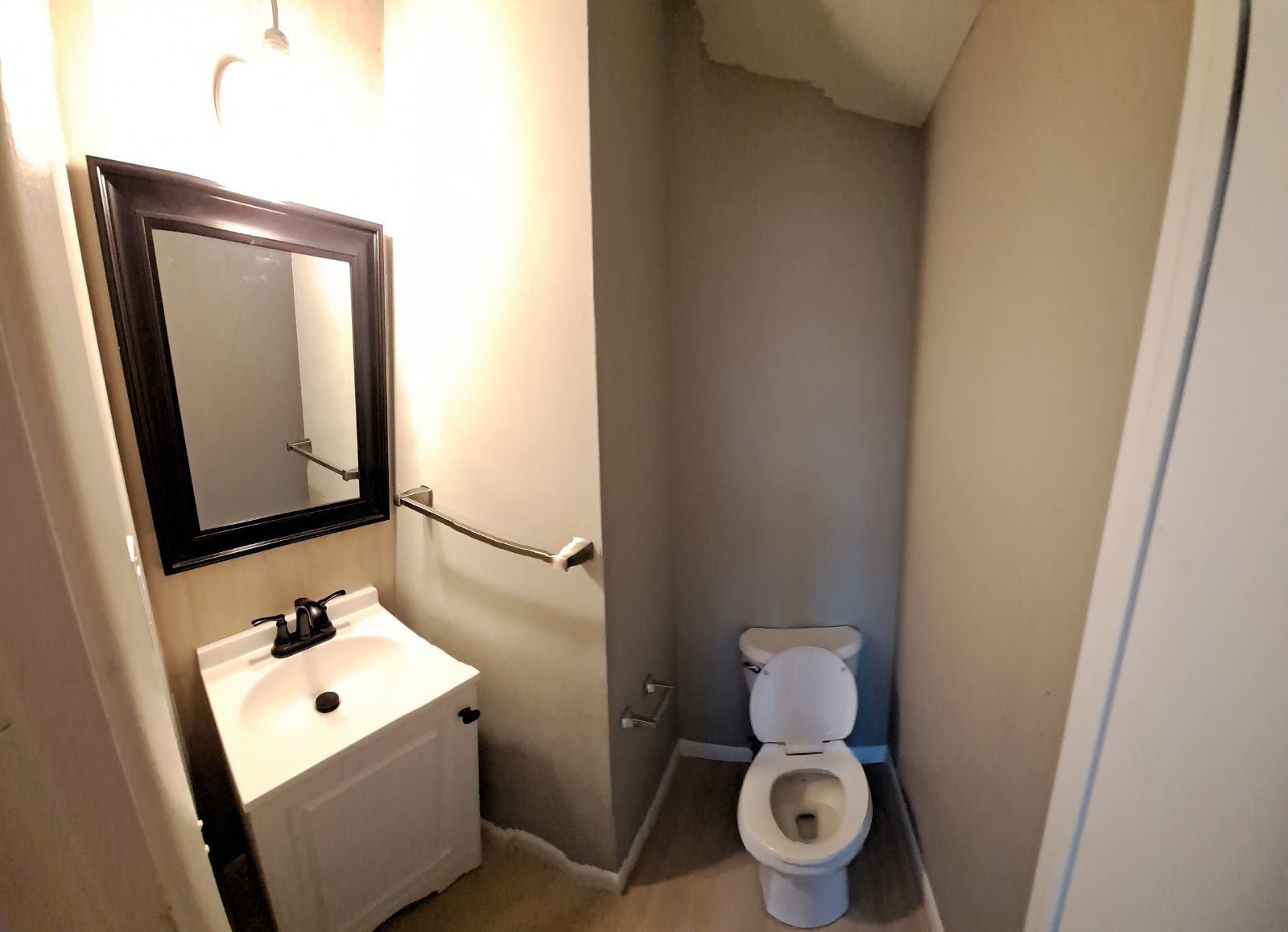 Main Bathroom - 25735 Lorain Rd