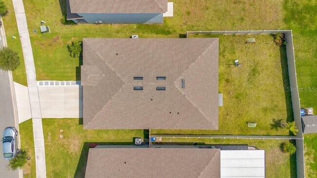 Building Photo - 431 Tanis Ave