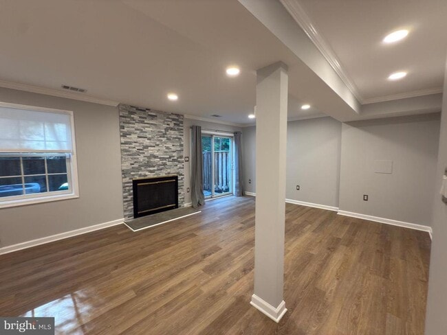 Building Photo - 3945 Wilcoxson Dr