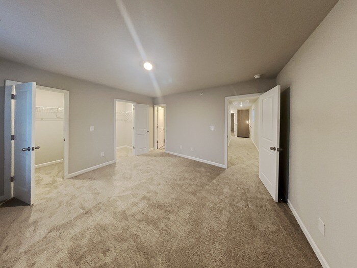 Building Photo - 1097 Benfield Ridge
