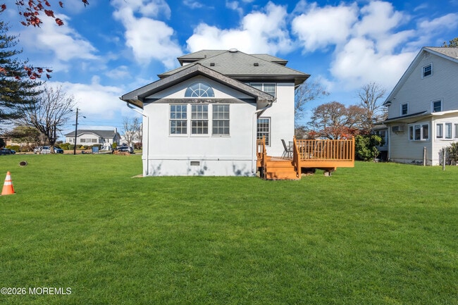 Building Photo - 3 Royal Pl