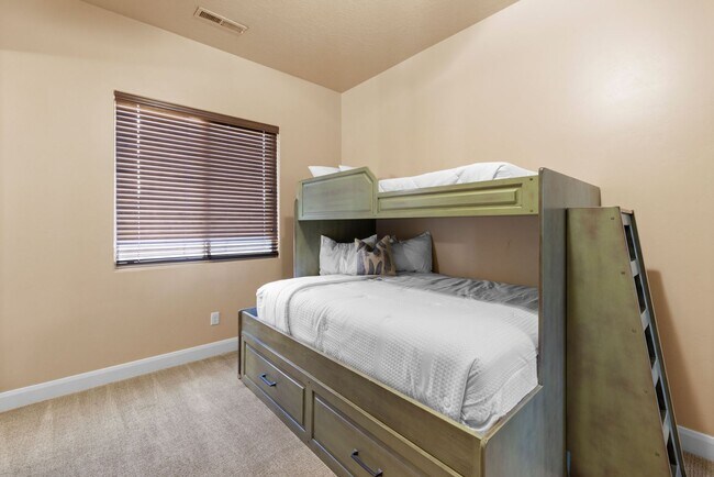 Building Photo - Sand Hollow Sunrise