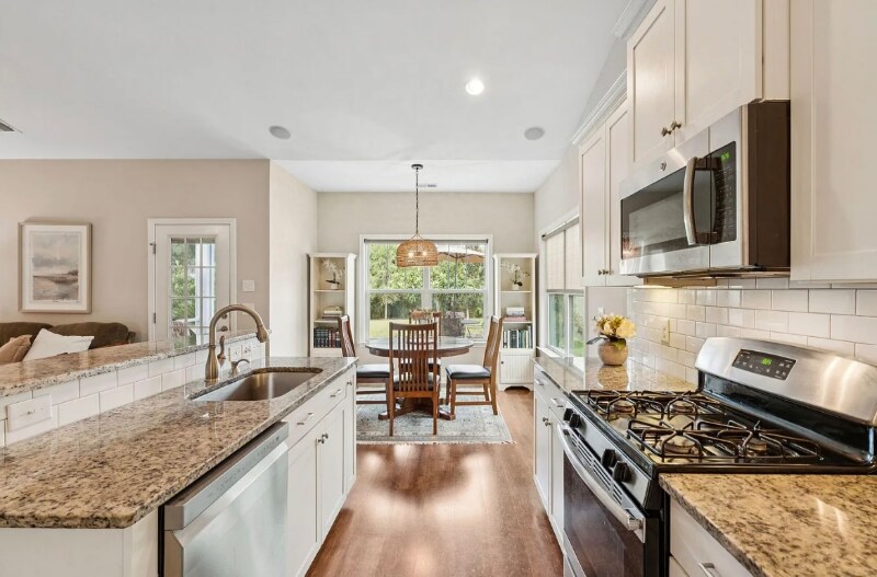 Building Photo - 1546 Fishbone Dr