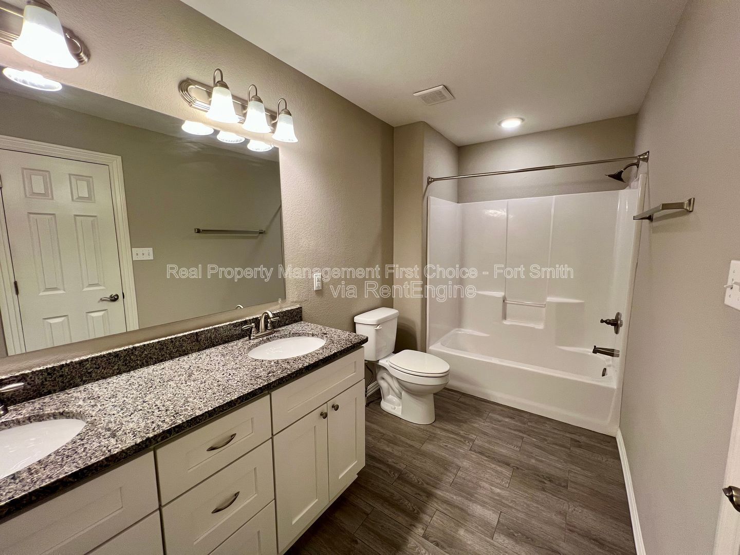 Building Photo - 6623 Leightyn Ln