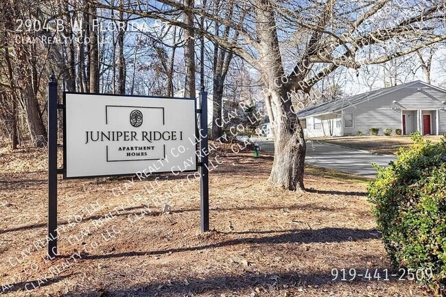 Building Photo - 2904 W Florida St