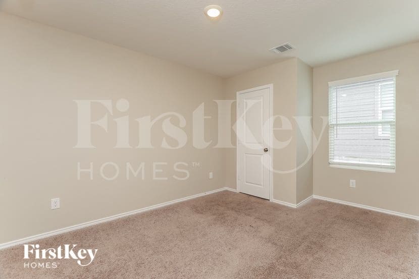 Building Photo - 5196 Fowler Crst