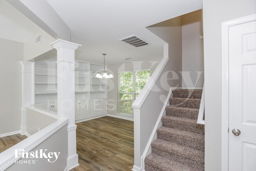 Building Photo - 1546 Rumstone Ln