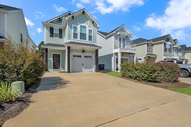 Primary Photo - 458 Grand Oaks Rd