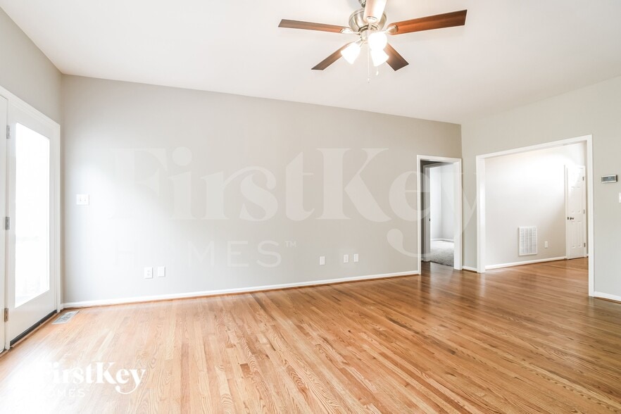 Building Photo - 13415 Willow Breeze Ln