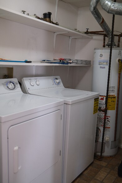 Building Photo - 153A Bradford Ct