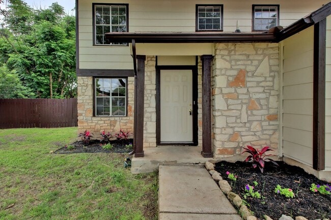 Building Photo - Two stories 3 Bedrooms & 3 Bathrooms Home for Rent in Desirable Anderson Mill NW of Austin