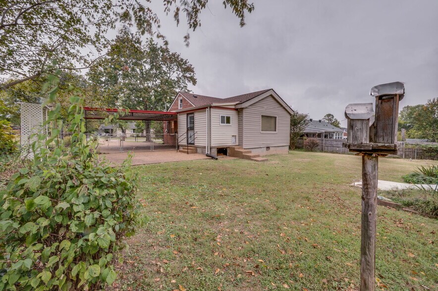 Building Photo - 3314 Mimosa Dr