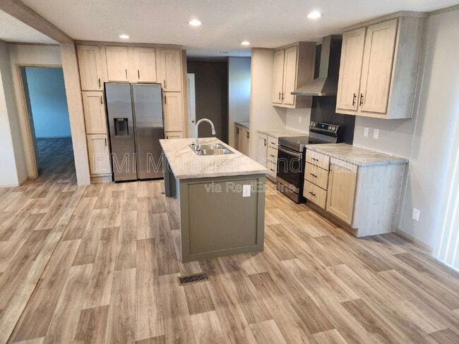 Building Photo - 102 Indian Camp Branch Rd