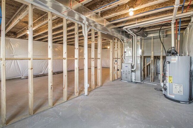 Building Photo - 1135 Lancaster St
