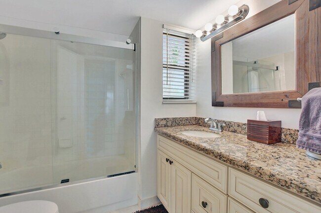 Building Photo - 5901 Camino Del Sol